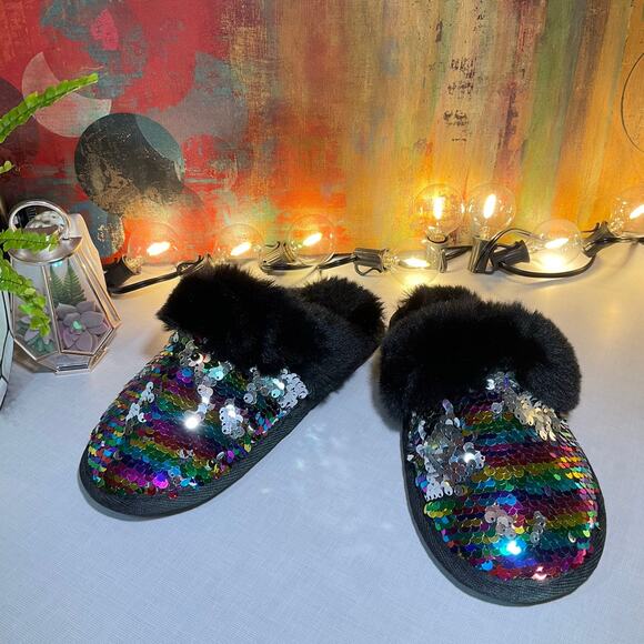 Comfy Slippers, Cute, Faux Fur, Rainbow - Picture 1 of 9